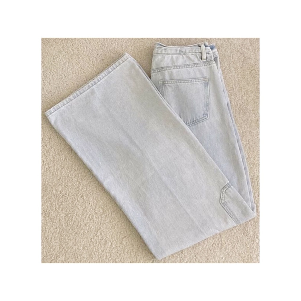 FN High-Waisted Wide Leg Utility Jeans